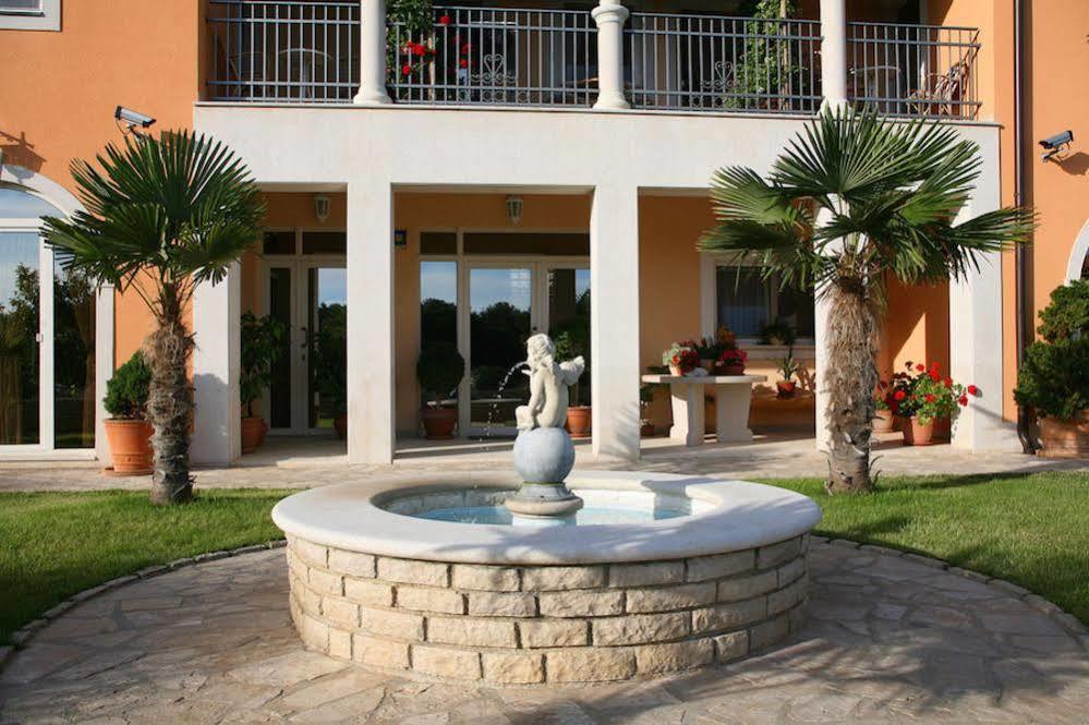 Villa Vizula Медулин Екстериор снимка